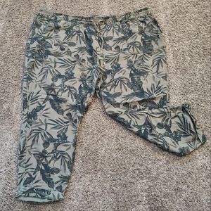 Old Navy Leaf Print Pull On Relaxed Pants